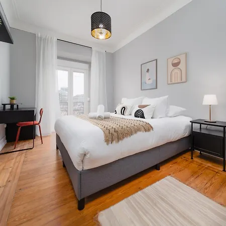 Entrecampos 3 L Comfort Stay, Fast Wifi, Steps To Metro, Near Campo Grande Park