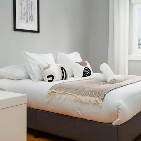 Entrecampos 3 L Comfort Stay, Fast Wifi, Steps To Metro, Near Campo Grande Park Vendégház Lisboa