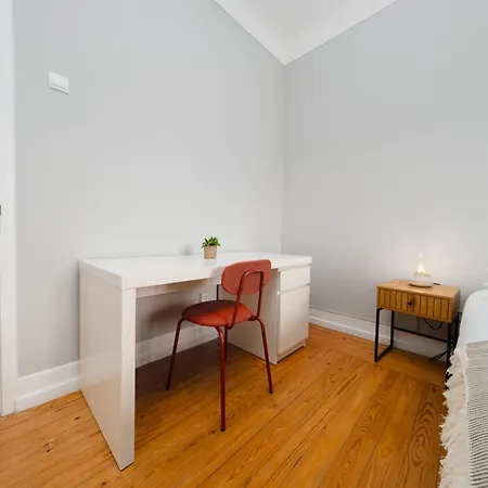 Entrecampos 3 L Comfort Stay, Fast Wifi, Steps To Metro, Near Campo Grande Park Lisboa