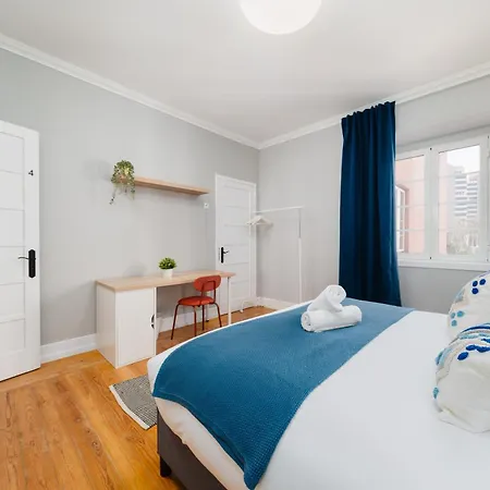 Vendégház Entrecampos 3 L Comfort Stay, Fast Wifi, Steps To Metro, Near Campo Grande Park Lisboa