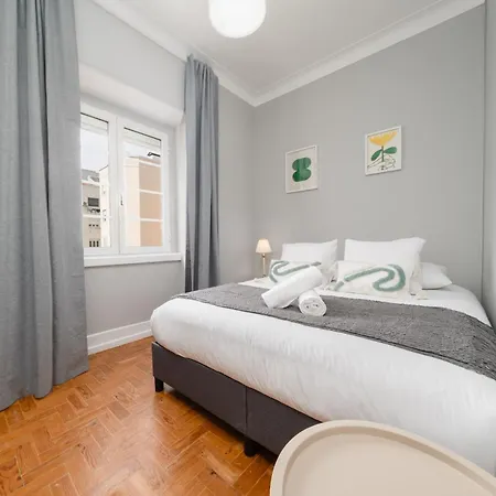Vendégház Entrecampos 3 L Comfort Stay, Fast Wifi, Steps To Metro, Near Campo Grande Park
